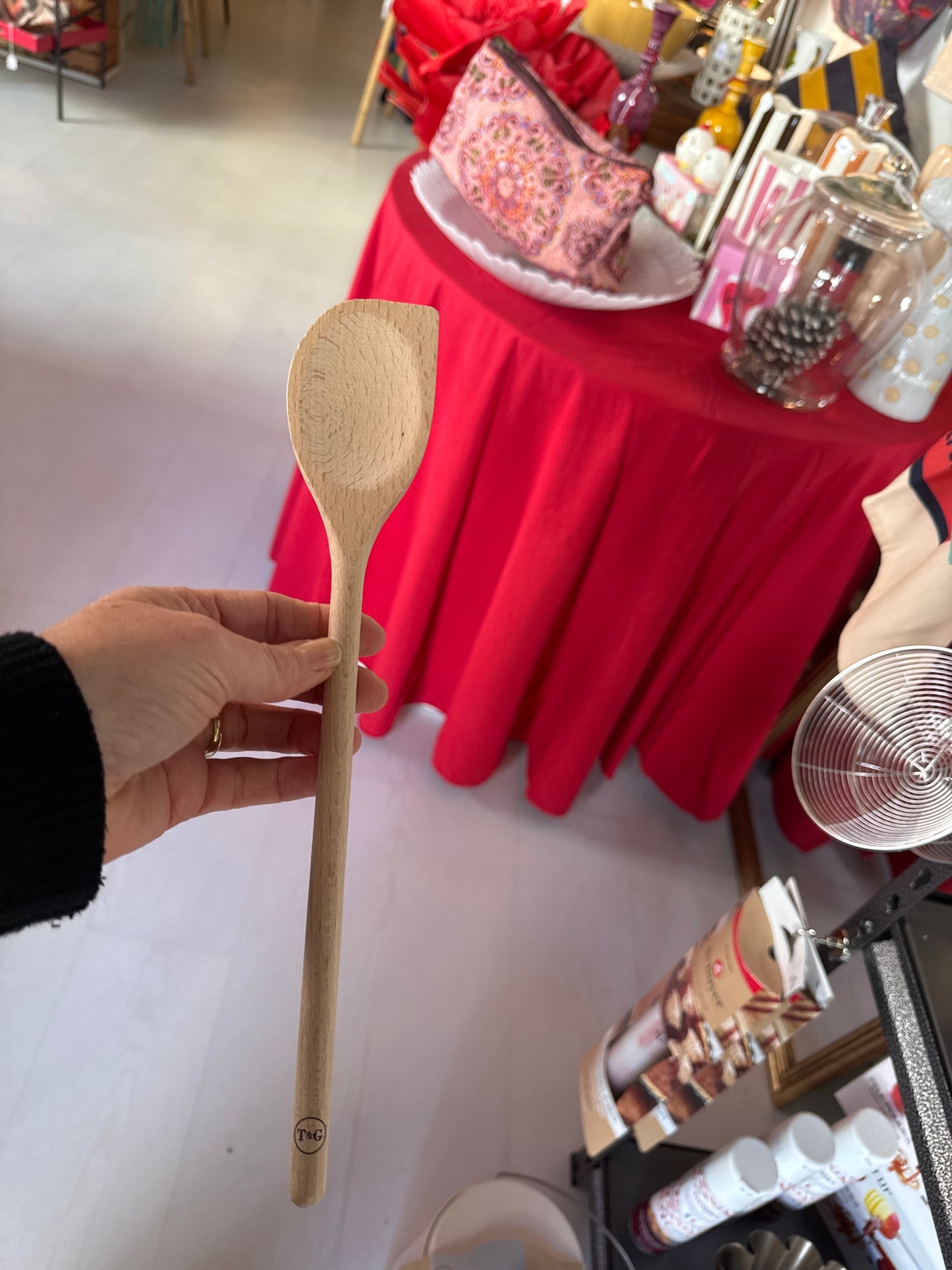 Spatule en bois, ovale avec un angle droit, Bastide.