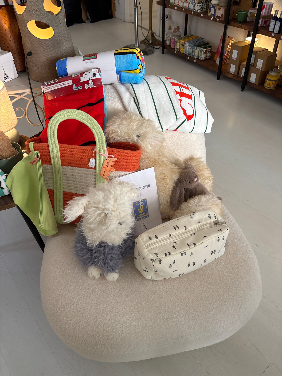 Fauteuil blanc bouclette