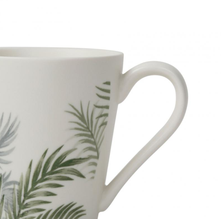 mugs blancs à motif végétal