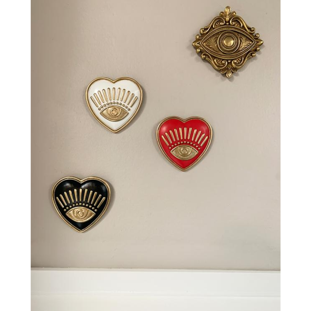 ex voto oeil rouge