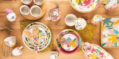Assiette Luisa Amadeus dressée sur une table élégante, collection grès 32 cm

