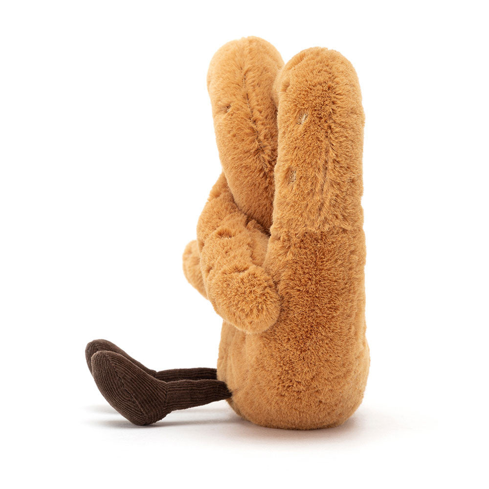 Peluche Amuseable Bretzel Jellycat de côté