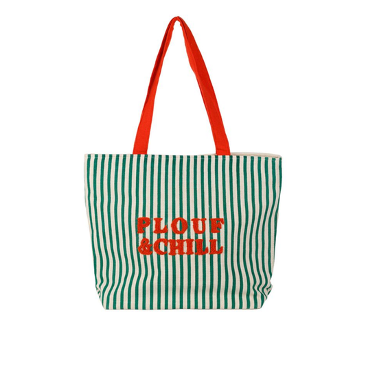 Grand sac cabas en coton blanc à rayures vertes avec anses rouges et inscription brodée Plouf & Chill, collection été SEMA Design.