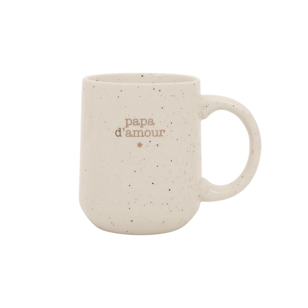 Mug en grès blanc moucheté avec inscription dorée papa d'amour et petite étoile, marque SEMA Design.