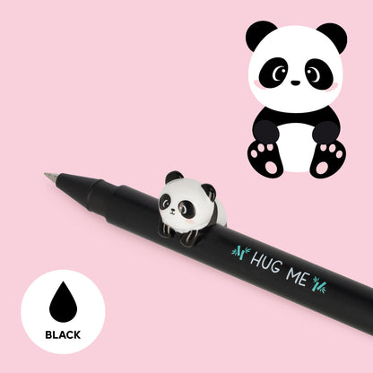 Détail adorable panda anti-roulant stylo gel Legami Hug Me – posé sur bureau collection Lovely Friends