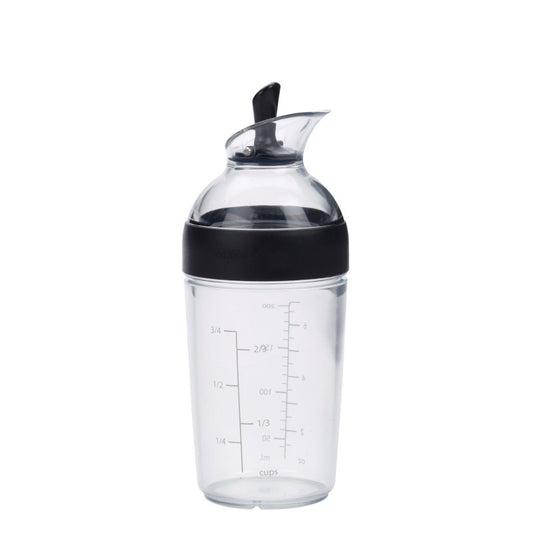 Shaker à vinaigrette étanche OXO avec levier de fermeture noir et corps gradué 236 ml